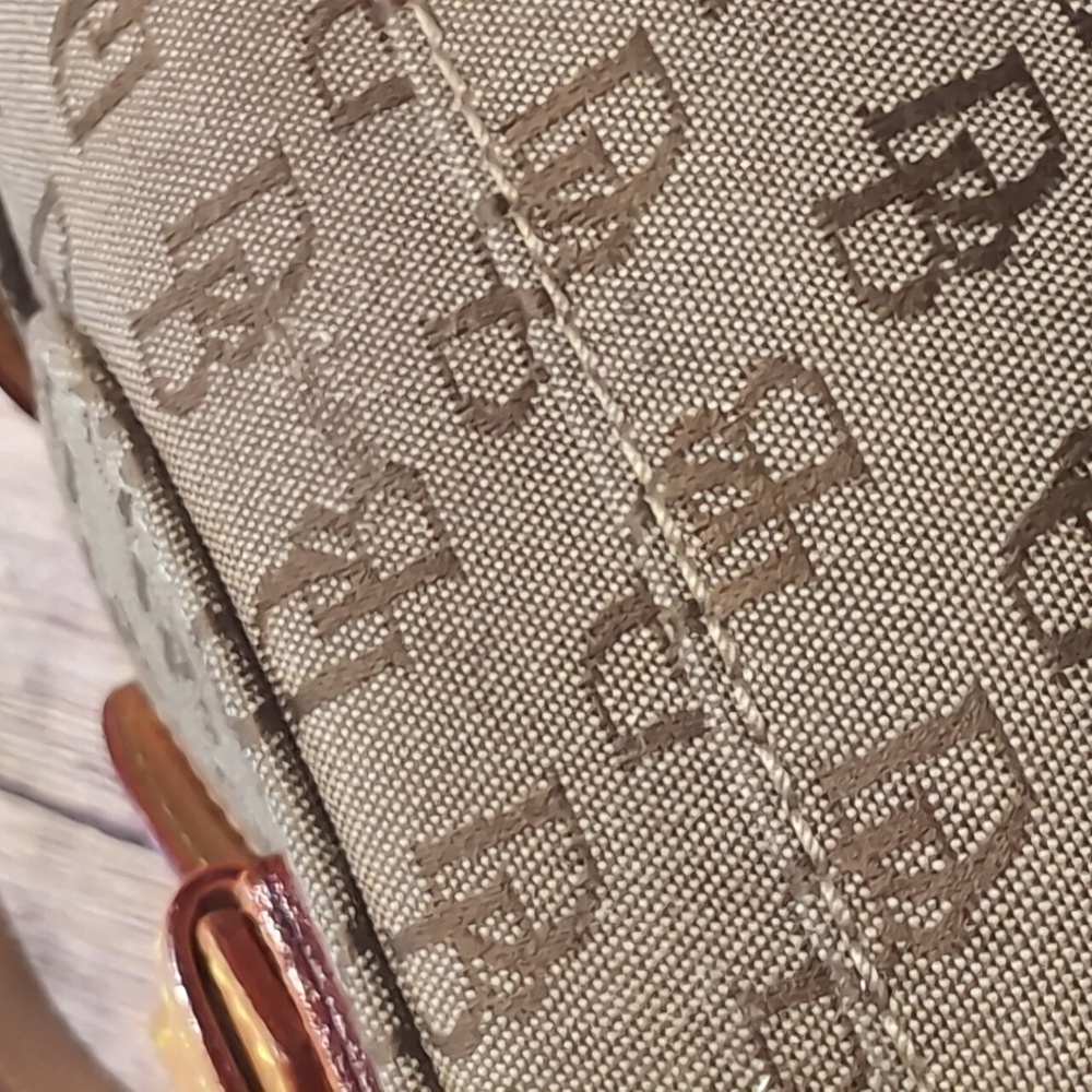 Dooney & Bourke Signature Light Brown Double Buckle Pockets Hobo Shoulder Purse - Picture 7 of 16
